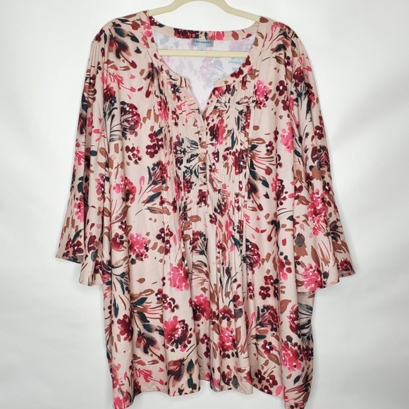 Catherine's Georgette Pintuck Blouse Size 3X Floral Flare Sleeve Lightweight Top - Picture 2 of 14